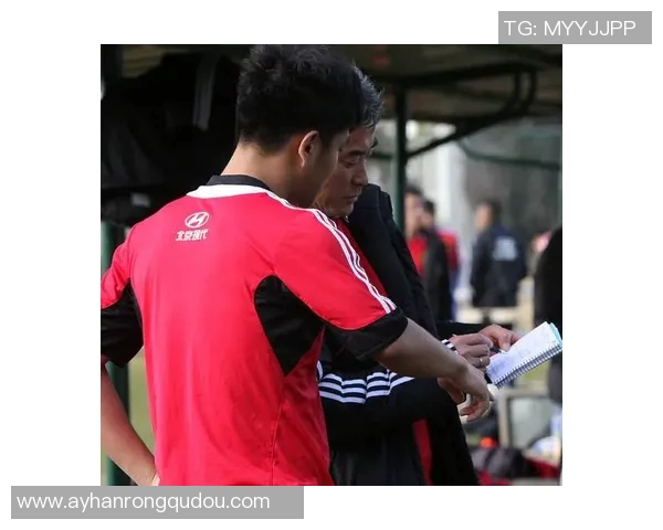 中国球星成功抽签入围足球大赛 强势表现引发球迷热烈期待 中国球星成功抽签入围足球大赛 强势表现引发球迷热烈期待